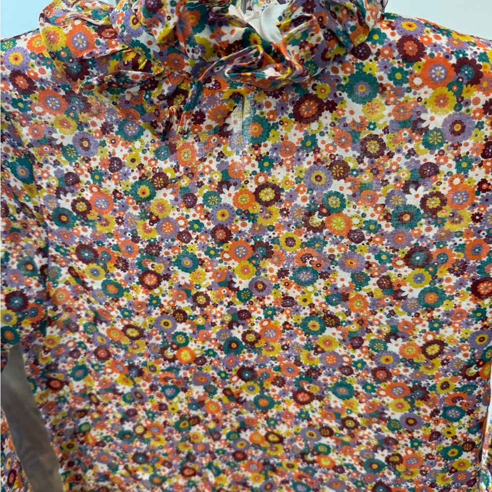 Floral Girls' Dress with a Ruffle Collar. NWOT.